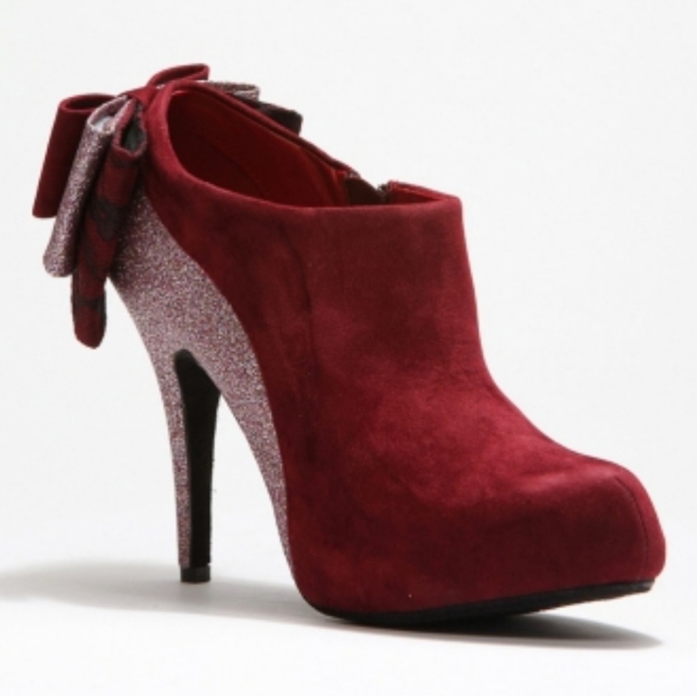 Glitter booties with multi bow